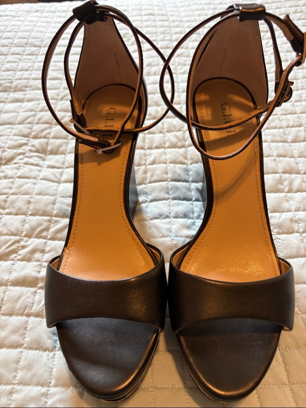 G.I.L.I. Black Women's Dress Sandals/Heels - Picture 9 of 10